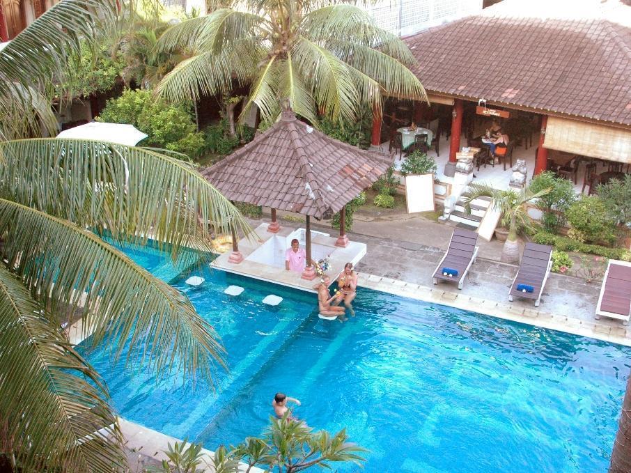 Bakung Sari Resort&spa Hotel 3*